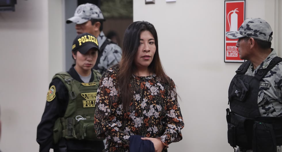 Betsy Chávez: PJ ordena prisión preventiva de 5 meses y ordena su detención a nivel nacional e internacional | POLÍTICA

 – El diario andino