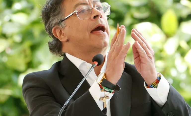 Colombia: Gustavo Petro cuestiona que la OEA no estudie los últimos ataques de Estados Unidos a embarcaciones en el Caribe y el Pacífico | MUNDO
– El diario andino