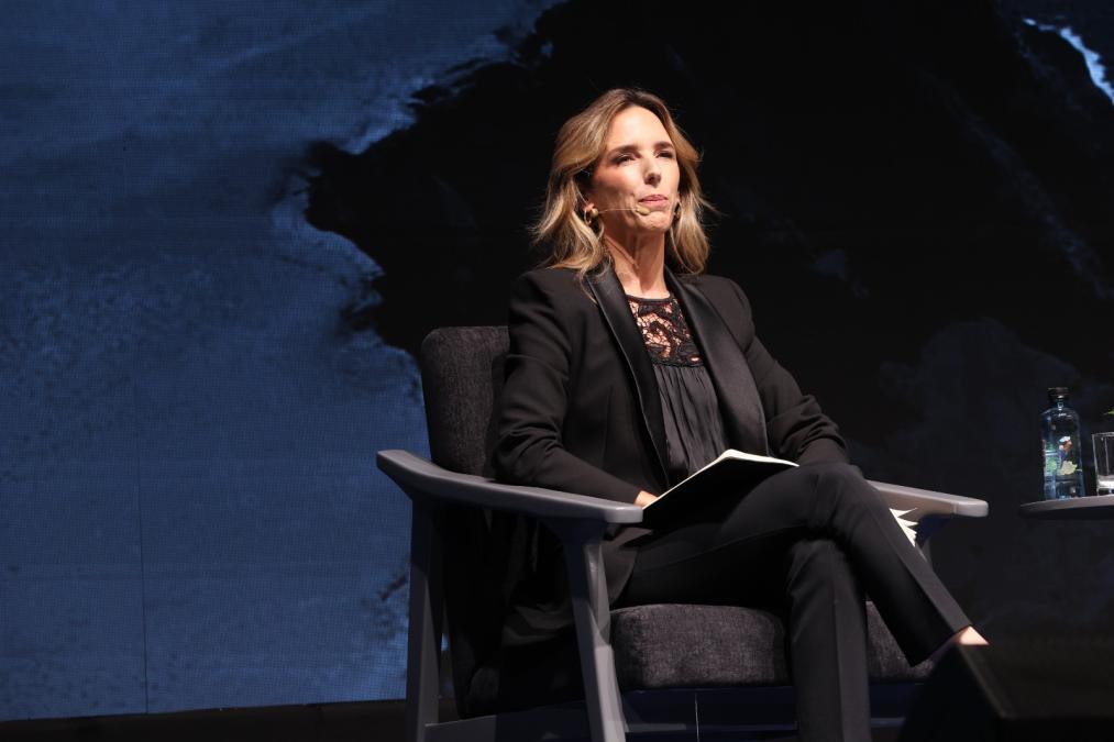 Cayetana Álvarez pide a empresarios invertir en democracia

 – El diario andino