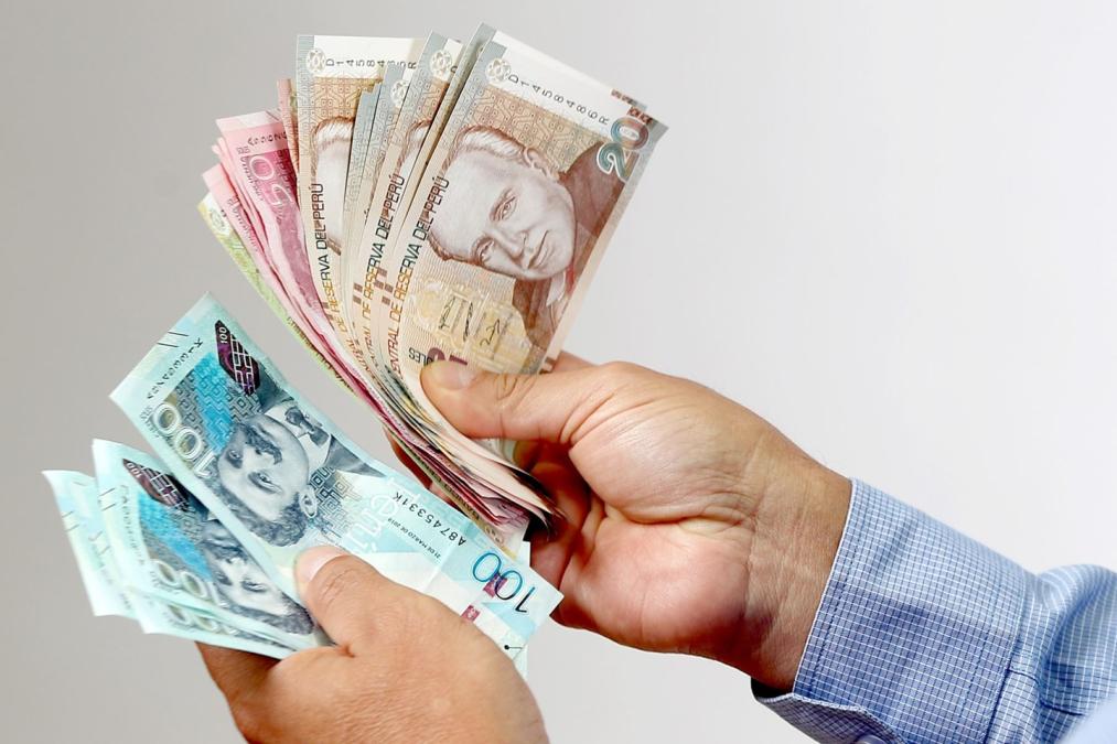 El 38% reserva beneficios para pagar deudas.

 – El diario andino