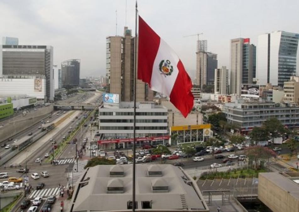 El Ejecutivo tiene limitaciones para resistir las medidas populistas del Congreso

 – El diario andino