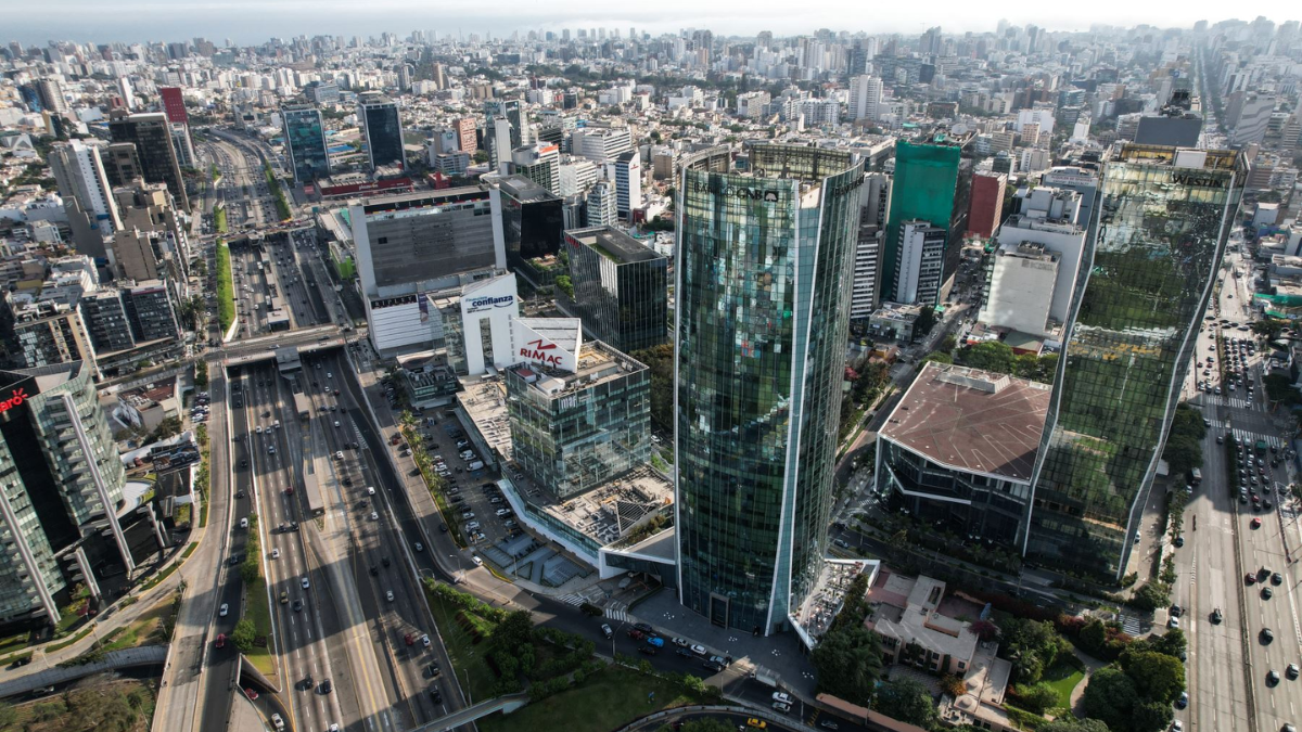 Ejecutivos son optimistas sobre el progreso del país según encuesta de Ipsos

 – El diario andino