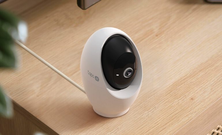 Este cuenta con reconocimiento facial gratuito, visión nocturna y audio bidireccional.

 – El diario andino