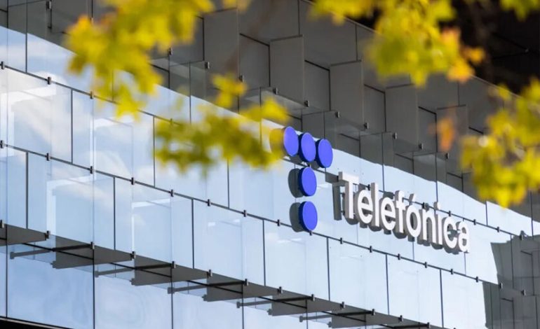 Telefónica prometió grandes ahorros para 2030. Su ERE se ha negociado en 2.500 millones de euros y 4.525 despidos

 – El diario andino