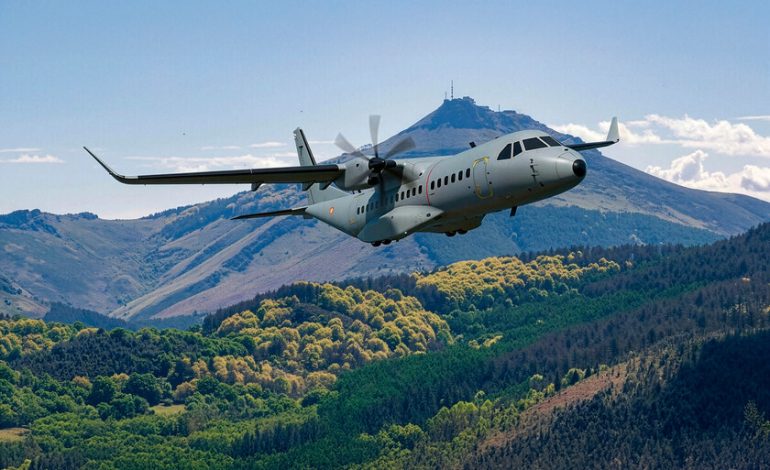 sustituir a dos veteranos y armonizar las flotas

 – El diario andino