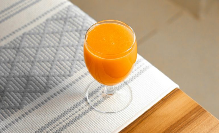 Resulta que un experto en longevidad ha dicho algo que tiene sentido. Y la razón son los jugos.

 – El diario andino