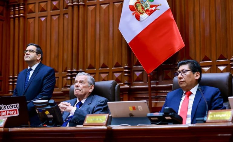 Reinformación EN VIVO | Comité Permanente de la Cámara de Representantes realiza segunda votación el miércoles para extender controvertido registro pro-minería ilegal | POLÍTICA

 – El diario andino