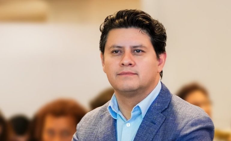 El presidente de Acción Popular, Julio Chávez, responsabiliza al exjefe del CNE por la anulación de las últimas primarias | POLÍTICA

 – El diario andino