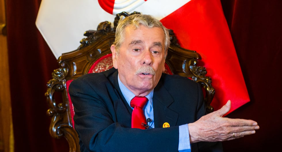 Fernando Rospigliosi pide que personal parlamentario de confianza «evite actividades relacionadas con funciones parlamentarias» | POLÍTICA

 – El diario andino