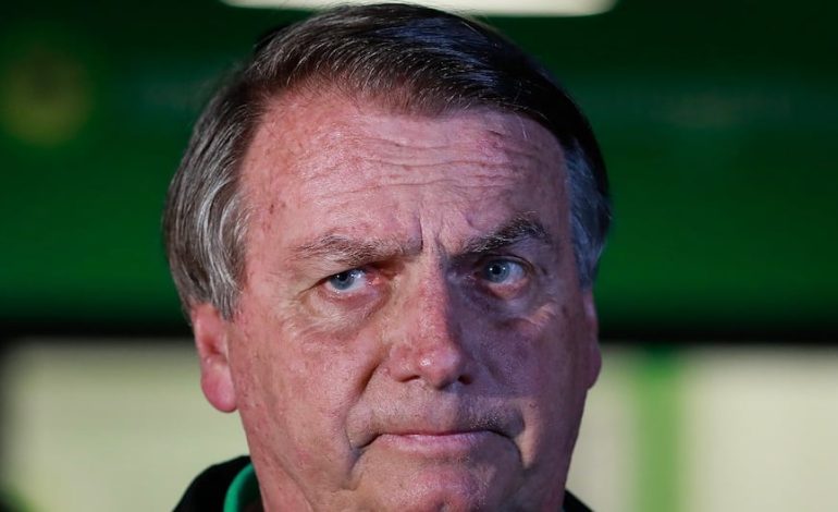 Jair Bolsonaro supera con éxito una cirugía de hernia inguinal bilateral, dice su esposa Brasil | MUNDO

 – El diario andino