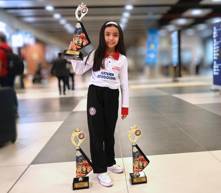Con sólo 8 años, Hyemi de la Cruz hace historia en el ajedrez

 – El diario andino