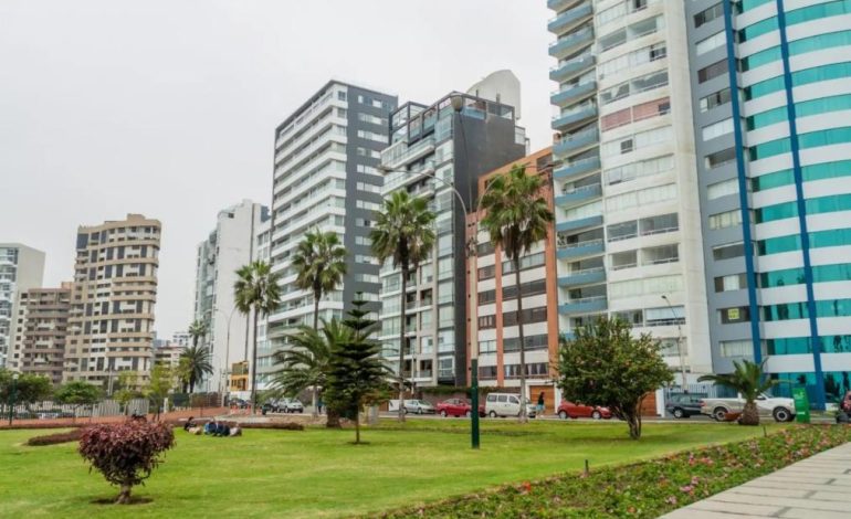 ¿En qué distritos de Lima han aumentado más los precios de los departamentos en Lima?

 – El diario andino