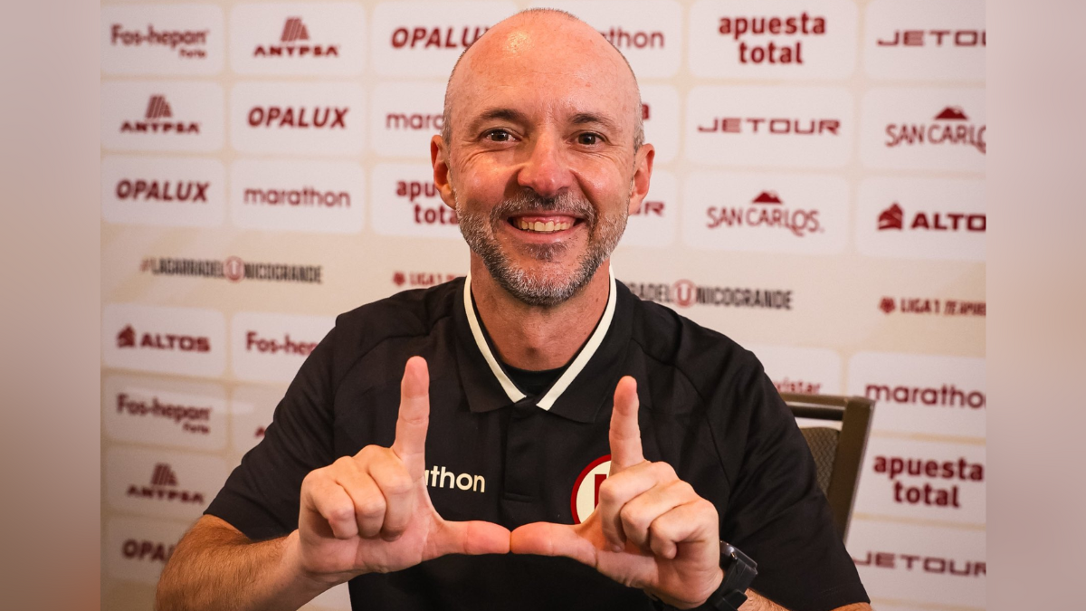 ¿El nuevo técnico de Universitario, Javier Rabanal, cambiará el sistema de línea de cuatro?

 – El diario andino