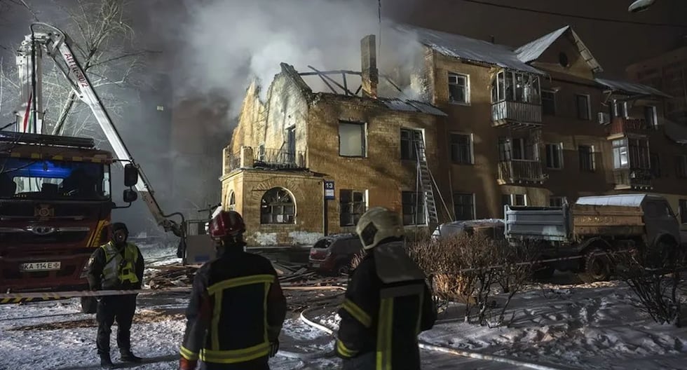 Rusia ataca por primera vez la ciudad ucraniana de Lviv con un misil hipersónico Oreshnik

 – El diario andino