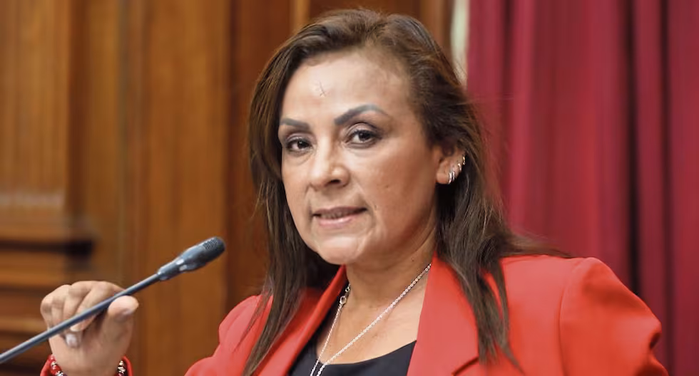 La congresista Kira Alcarraz está involucrada en otro incidente: se resiste a la intervención y hace gestos obscenos a los policías | San Borja | PNP | lo último | POLÍTICA

 – El diario andino