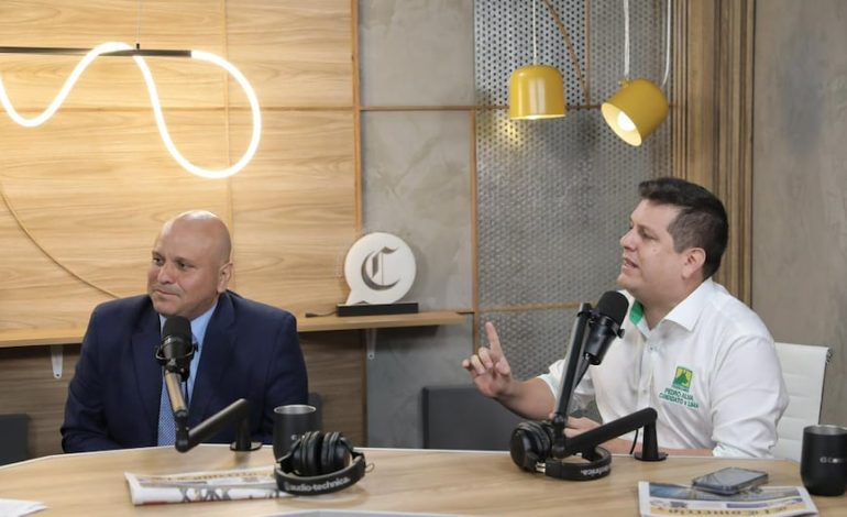 Alejandro Salas, candidato al Senado de Primero Peruano; y Pedro Alva, de la lista de diputados de Progresemos, debaten en «Siempre a las ocho» | ELECCIONES

 – El diario andino