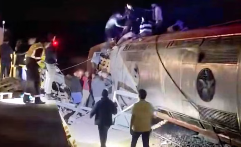 España: Ministro de Transportes considera “difícil de explicar” el descarrilamiento | Lo último | MUNDO

 – El diario andino