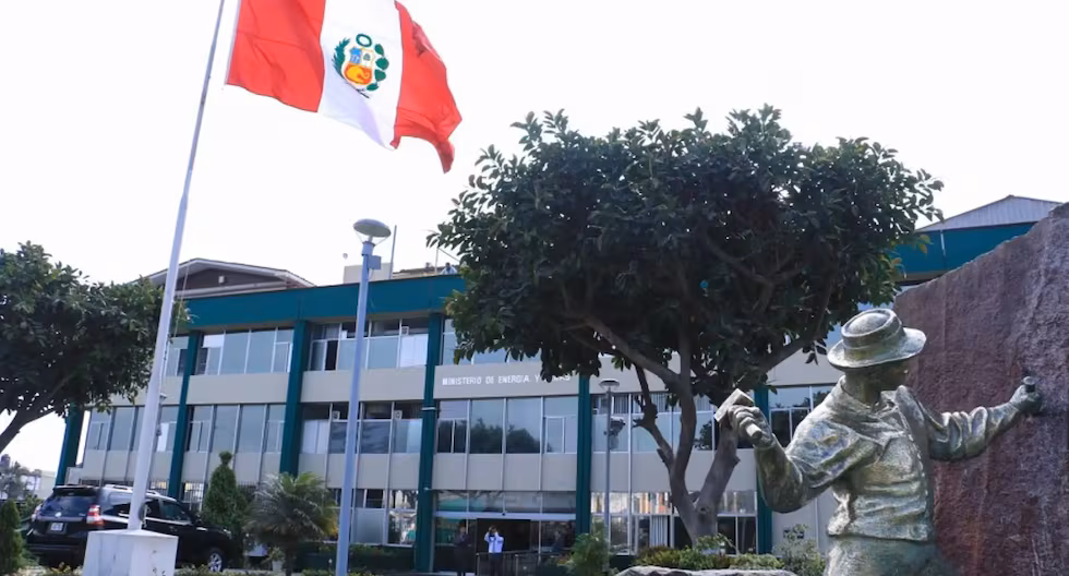 Minem rechaza prórroga solicitada por empresa Zhihua Yang para proyectos hidroeléctricos | POLÍTICA

 – El diario andino