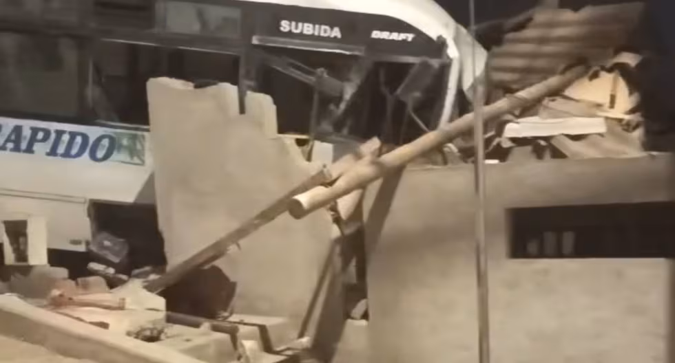 Chimbote: autobús choca contra una casa y deja varios heridos | PERÚ

 – El diario andino