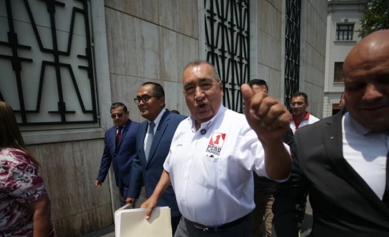 Mario Vizcarra: JEE acepta que se tramite recurso de huelga y eleva su caso al JNE | ELECCIONES

 – El diario andino