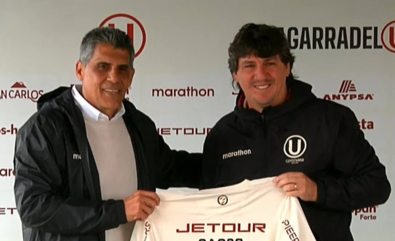 Jean Ferrari criticó al técnico de Universitario por llamar cadáver a la Liga 1

 – El diario andino