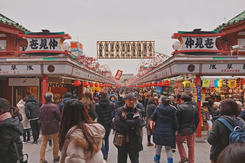 Japón lleva años queriendo menos turistas. Ahora teme que China esté haciendo realidad sus deseos.

 – El diario andino