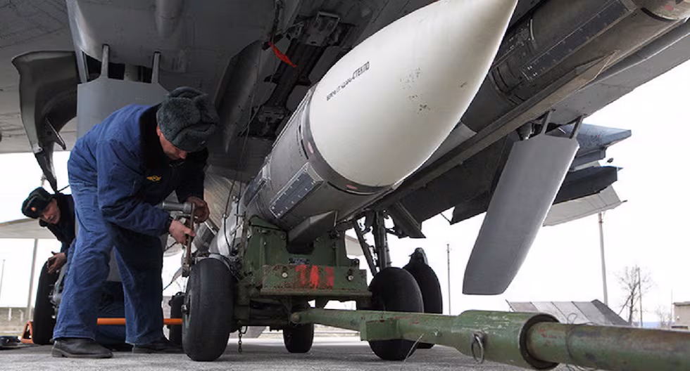 Rusia lanza más de 300 drones y dos misiles hipersónicos Kinzhal contra Ucrania Vladimir Putin Volodymyr Zelensky último | MUNDO

 – El diario andino