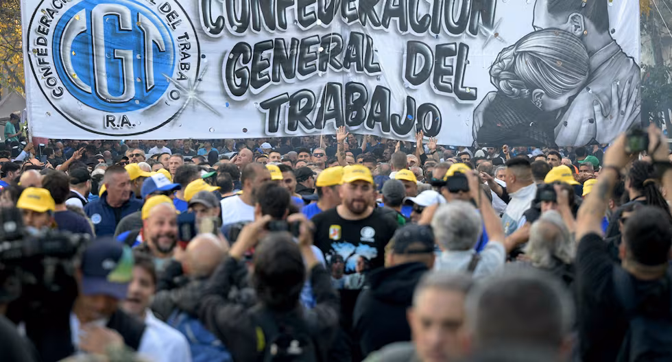 Argentina | CGT: Mayor sindicato convoca a huelga general por la reforma laboral de Javier Milei | Cámara de Diputados | Lo último | MUNDO

 – El diario andino