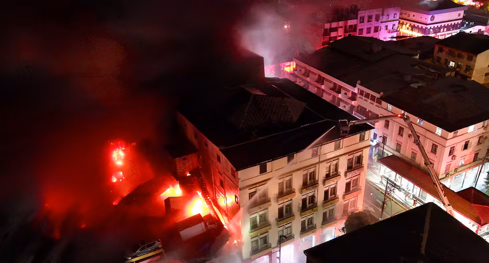 Incendio en Guayaquil | Ecuador: Un grave accidente provoca el derrumbe de un edificio sin dejar víctimas | Daniel Noboa | Martín Cucalón | Lo último | MUNDO

 – El diario andino