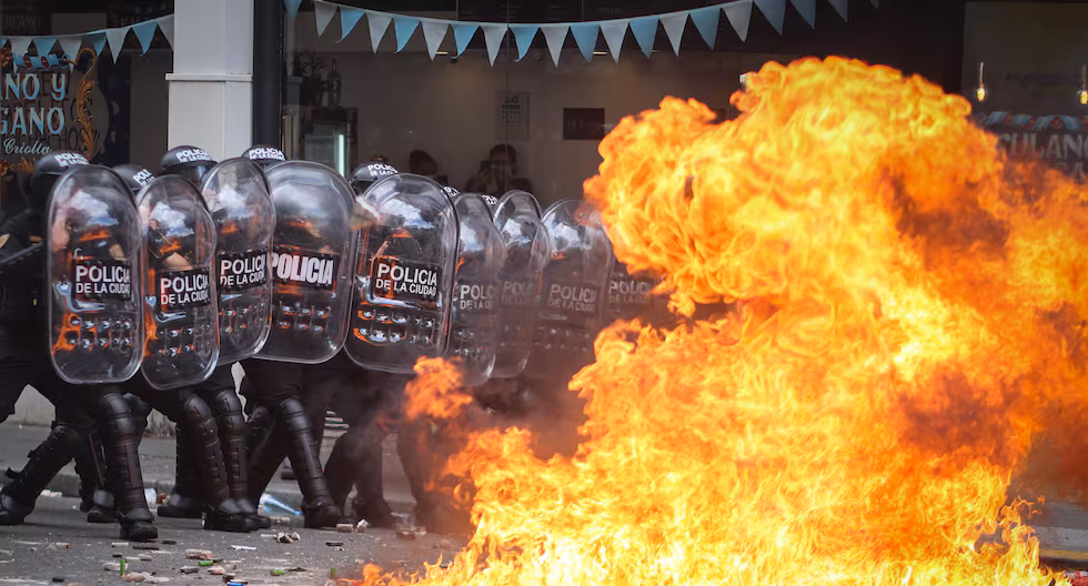 La reforma laboral de Javier Milei en Argentina: las claves del proyecto aprobado en el Senado que desata protestas sindicales | MUNDO

 – El diario andino