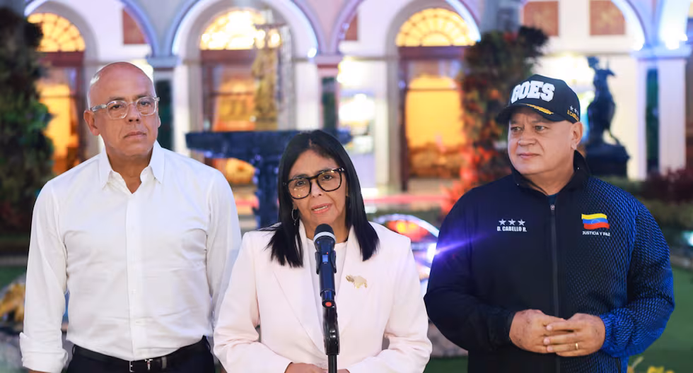 Venezuela: Delcy Rodríguez dice que el país está “tranquilo” tras un mes del ataque de Estados Unidos | Nicolás Maduro | Lo último | MUNDO

 – El diario andino