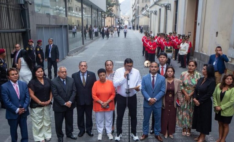 Fuerza Popular anuncia que apoyará la candidatura de María del Carmen Alva: «El país necesita orden y estabilidad»

 – El diario andino