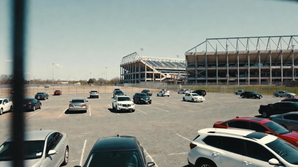 Hallan el cadáver de un futbolista en el aparcamiento de un estadio de Francia

 – El diario andino