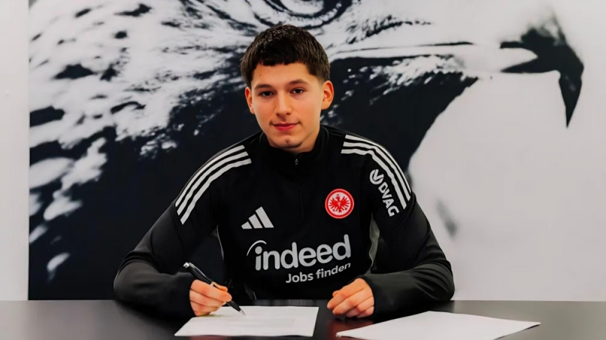 El peruano-alemán Philipp Eisele Yupanqui renovó con el Frankfurt de la Bundesliga

 – El diario andino