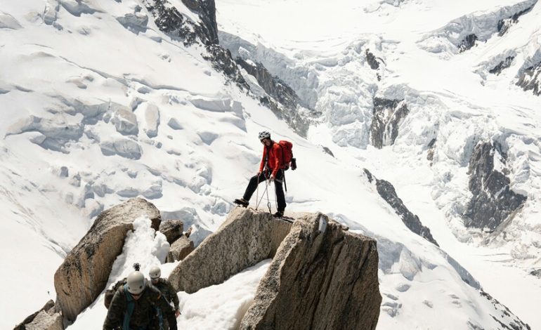 Cuando un alpinista vive experiencias extremas en la montaña, su cerebro empieza a imaginar algo: un «tercer hombre»

 – El diario andino
