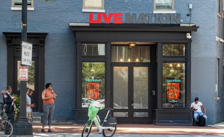 Los ejecutivos de TicketMaster admiten en privado lo que sus clientes han sospechado durante años:

 – El diario andino