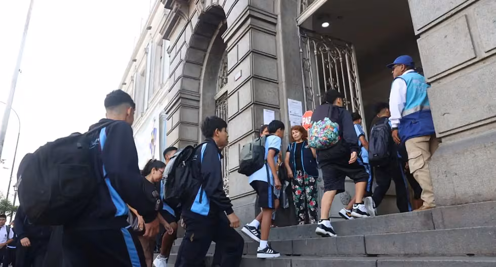 Minedu implementará botones de pánico en 40 colegios de Lima por amenazas de extorsión | el último

 – El diario andino