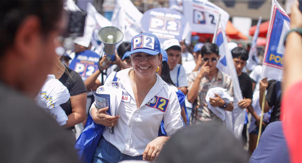 Financiamiento bajo el microscopio: candidato de Podemos recauda al menos 17 tarjetas por valor de S/ 250 mil | Rosa María Aranda | Felipe Castillo | Los olivos | lima norte

 – El diario andino