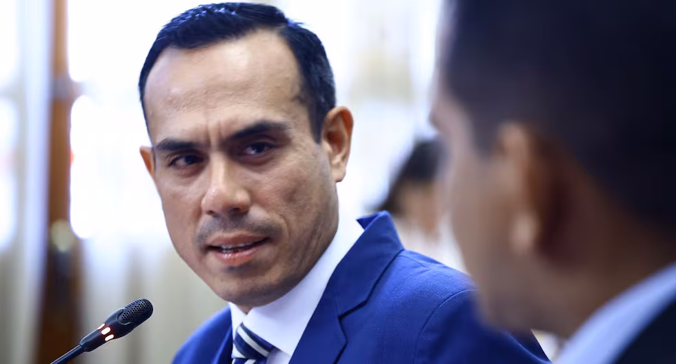 José Jerí pide a George Forsyth «más seriedad» en la campaña: «Para plantar cara en las encuestas dice cualquier cosa»

 – El diario andino