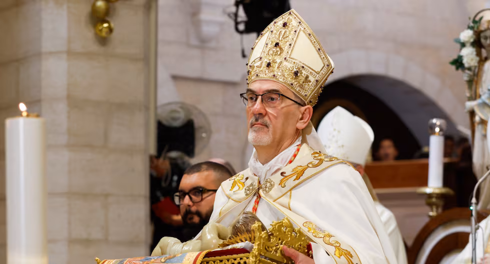 La policía israelí impide al Patriarca Latino de Jerusalén dar la última misa del Domingo de Ramos

 – El diario andino