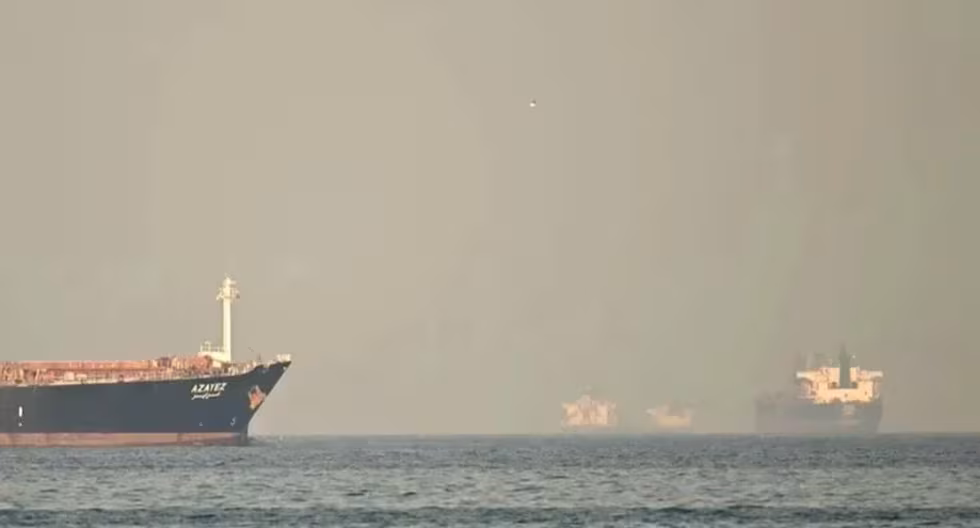 Irán dice que “barcos no hostiles” podrán transitar por el Estrecho de Ormuz | Estados Unidos | Israel | Donald Trump | OMI | El último

 – El diario andino