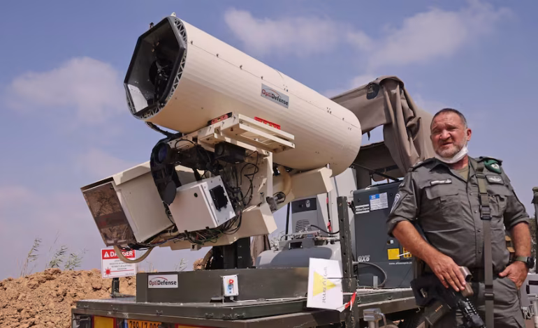 Láseres, un sistema de defensa eficaz (y menos costoso) contra el auge de los drones

 – El diario andino