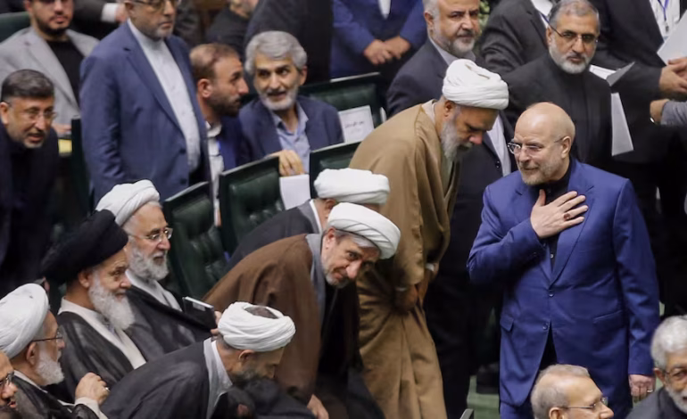 ¿Quién es el funcionario iraní que habría sido elogiado por Trump y podría ser clave para llegar a un acuerdo?

 – El diario andino