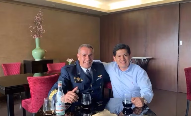 La peligrosa amistad de Wolfgang Grozo | Zamir Villaverde | Henry Shimabukuro | Bertha Azabache

 – El diario andino