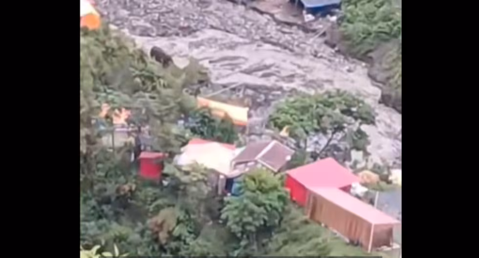 Desbordamiento de río en Puno sepulta campamentos mineros: reportan un muerto y varios desaparecidos | el último

 – El diario andino