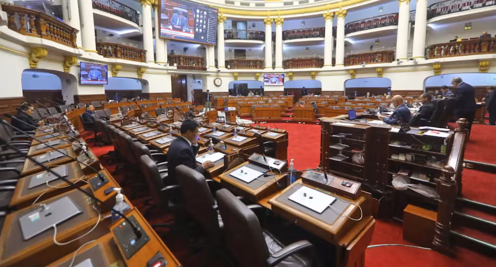 La asamblea se reunirá el jueves en el salón principal una vez finalizada su reforma

 – El diario andino