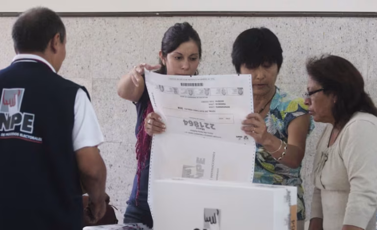 El Parlamento aprueba una pausa laboral para los trabajadores electorales como incentivo de cara a las elecciones

 – El diario andino