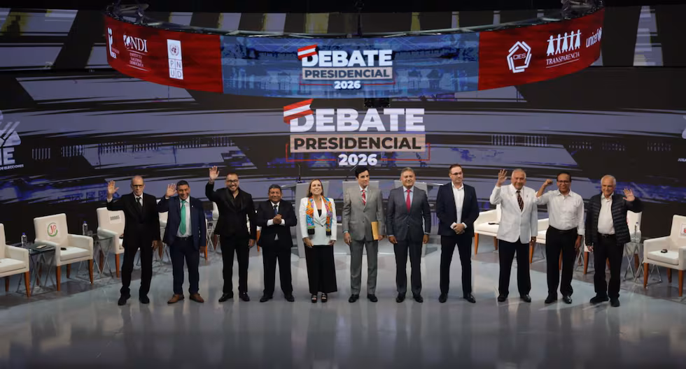 Debate presidencial | Sin la fuga de Vladimir Cerrón, con menos saltos y un caballo afuera: así fue el segundo día de discusión | notas de cariño

 – El diario andino