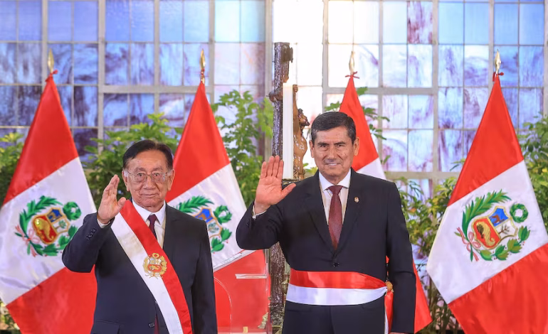 Luis Arroyo Sánchez juramentó como nuevo presidente del Consejo de Ministros PCM | José María Balcázar Lo último

 – El diario andino