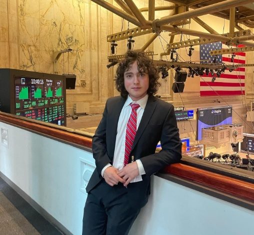 Alexander Garfin, actor de Superman & Lois, llega a Lima para el Día del Cómic –

 – El diario andino